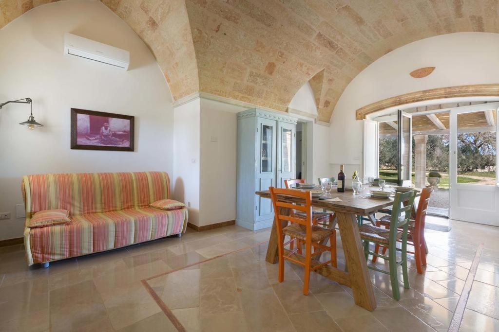 Villa Miliceddu Триказе Екстериор снимка