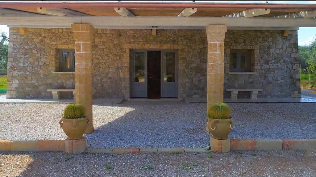 Villa Miliceddu Триказе Екстериор снимка